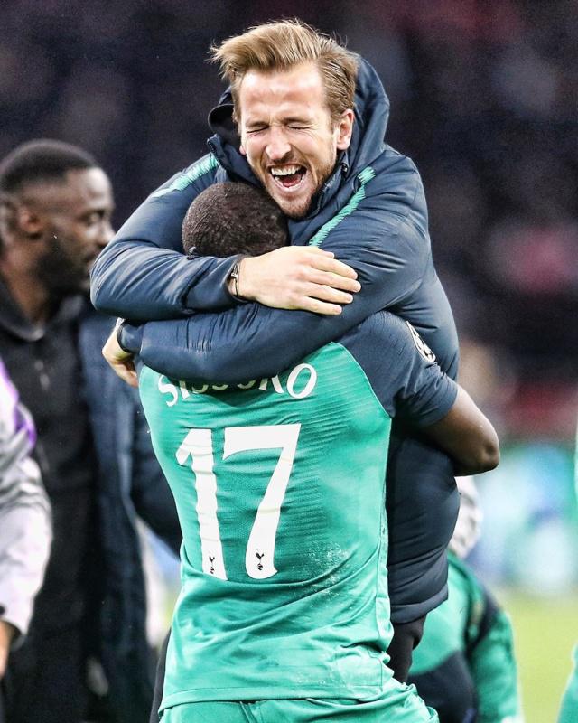 又见绝平！热刺与上海海港鏖战至终场，谷爱凌读秒救主的简单介绍